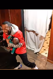 Малыш на районе
